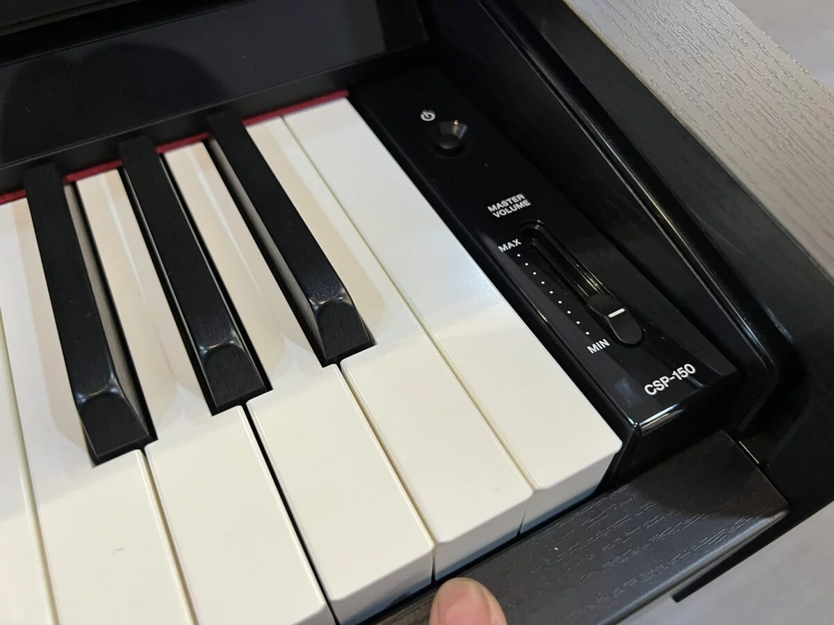 YAMAHA CSP-150 B (USED)