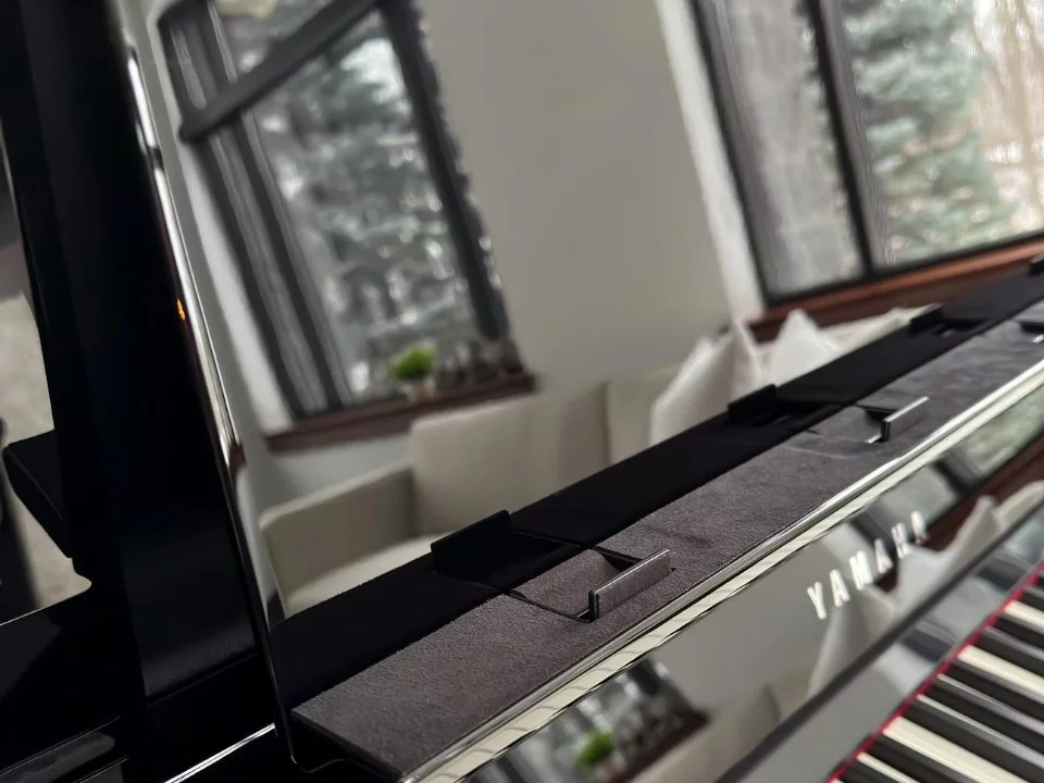 YAMAHA CSP-295 tại Elite Piano TP.HCM – Không gian trưng bày