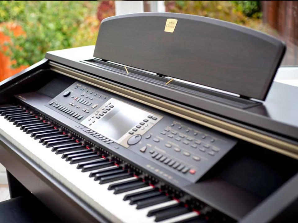 Đàn piano Yamaha YAMAHA CVP-207 R – Chi tiết bàn phím
