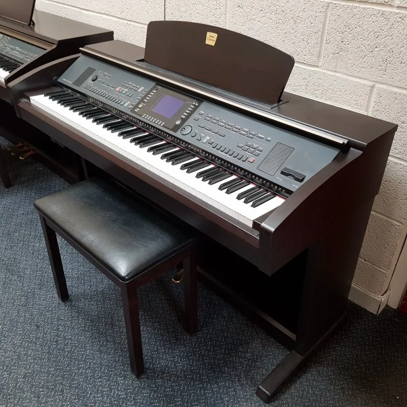 Review YAMAHA CVP-303 R – Hình ảnh thực tế tại showroom Elite Piano