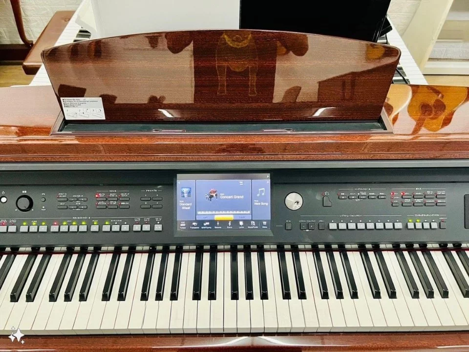 YAMAHA CVP-609 PM tại Elite Piano TP.HCM – Không gian trưng bày