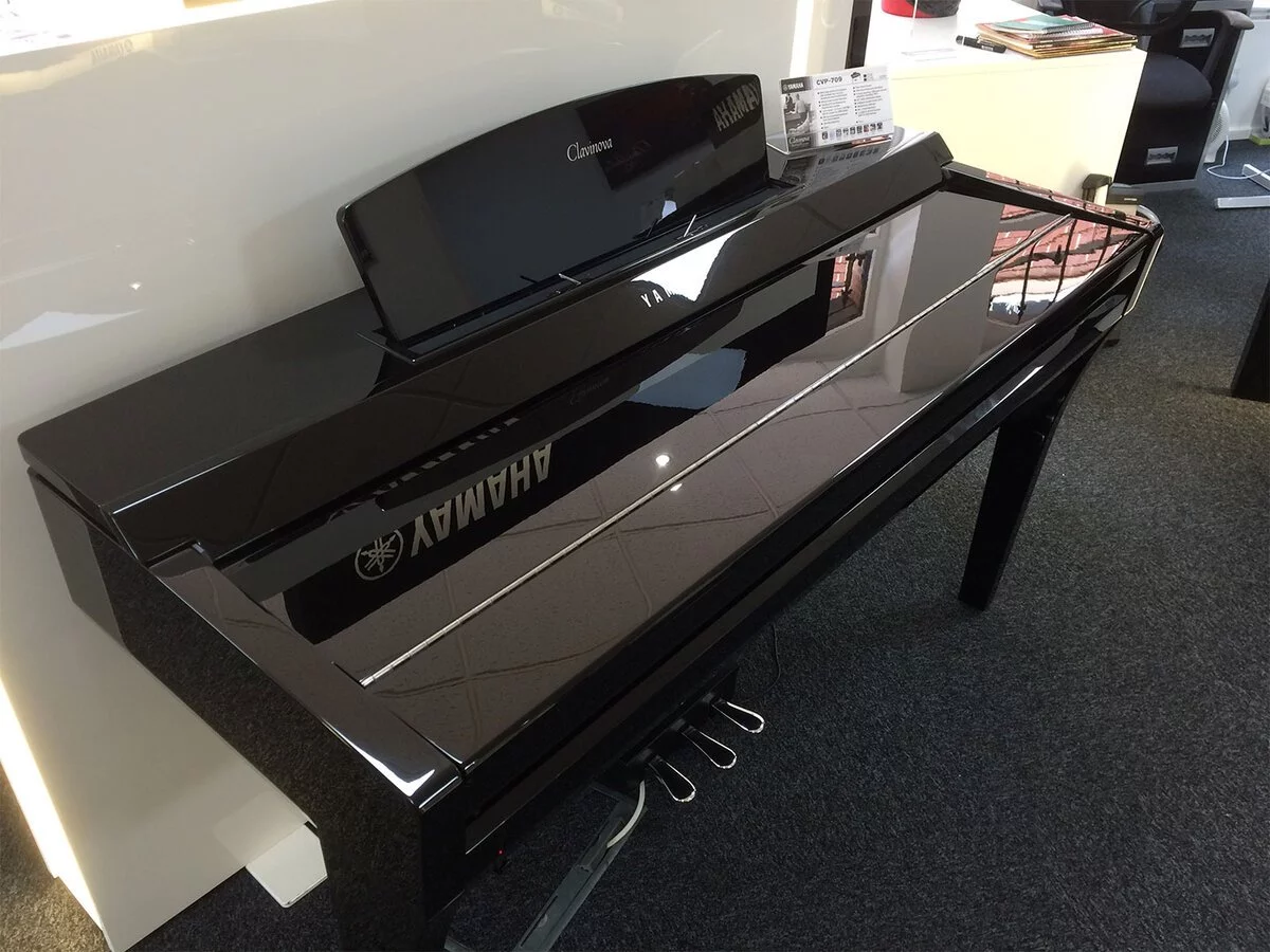 Đàn piano Yamaha YAMAHA CVP-705 PE – Chi tiết bàn phím