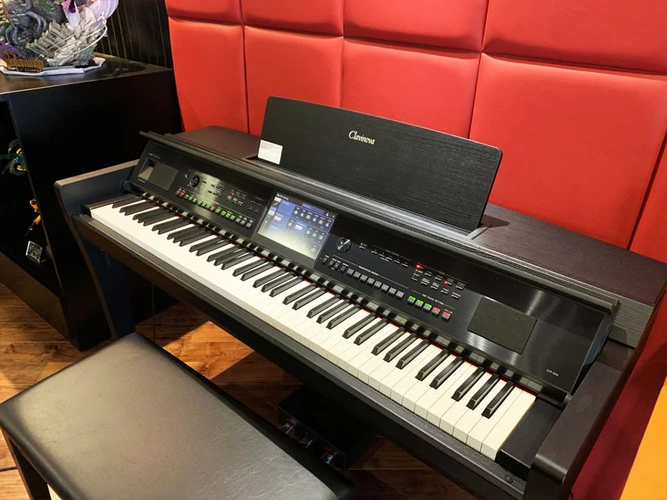 YAMAHA CVP-809 B (USED) – Toàn cảnh thiết kế tại Elite Piano
