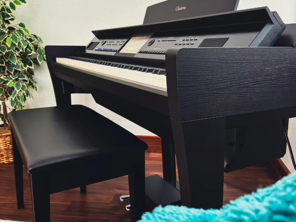 Yamaha CVP-909 B tại Elite Piano TP.HCM – Không gian trưng bày