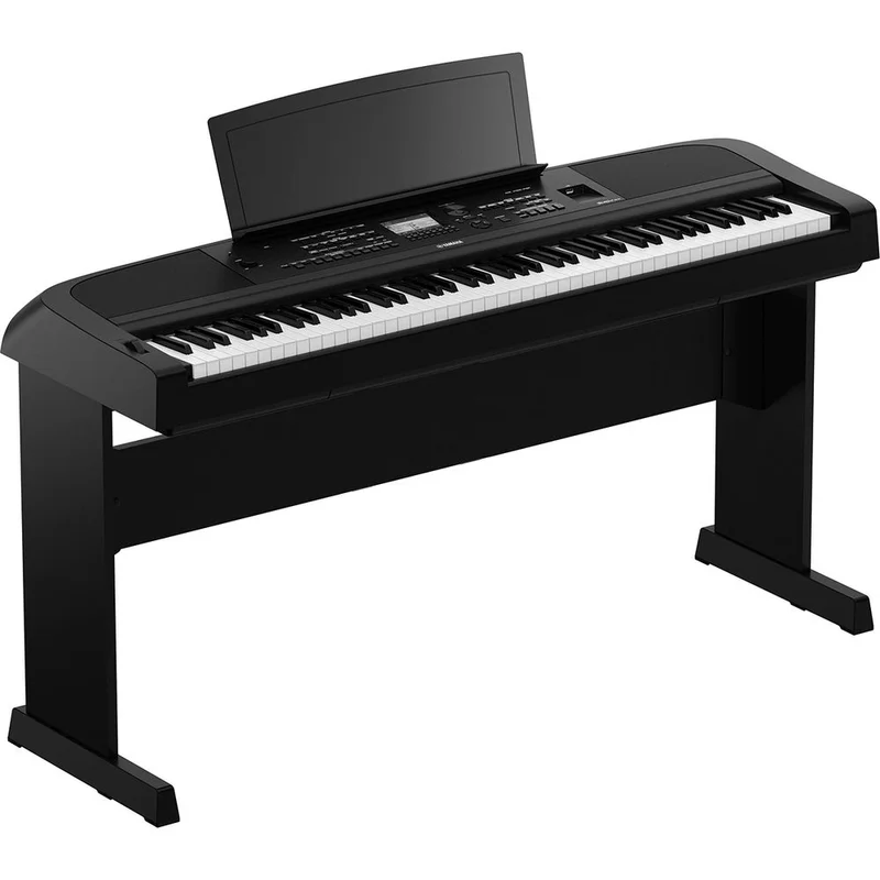 YAMAHA DGX-670 B