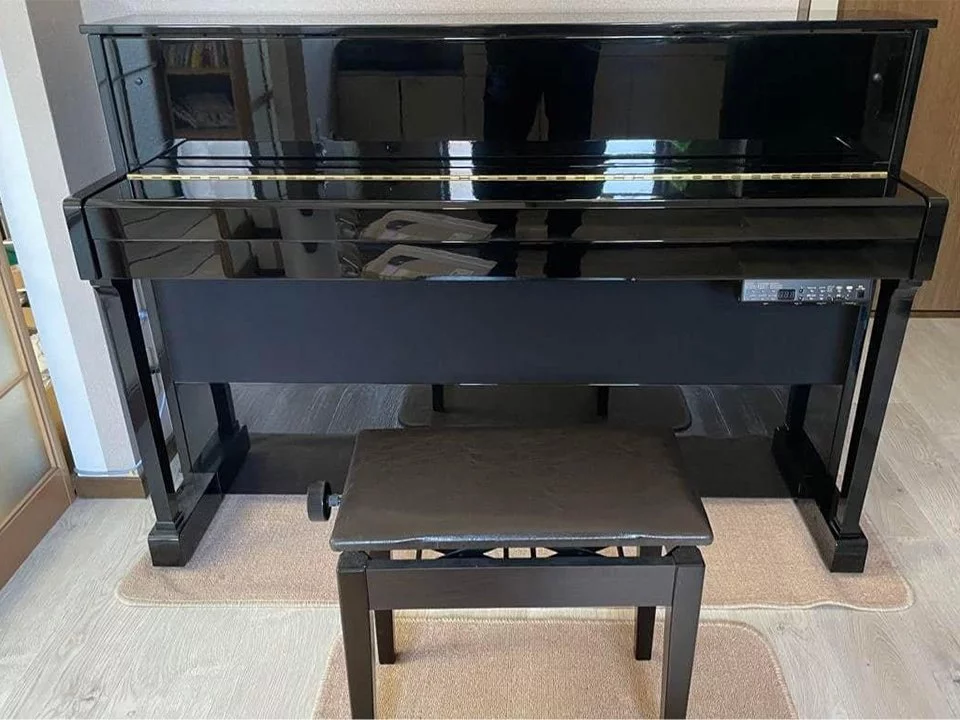 Không gian trưng bày YAMAHA DUP-20 PE tại showroom Elite Piano