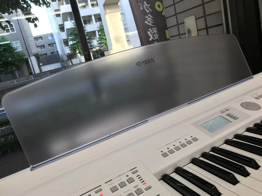 Đàn piano Yamaha YAMAHA ELB-02 (USED) – Chi tiết bàn phím
