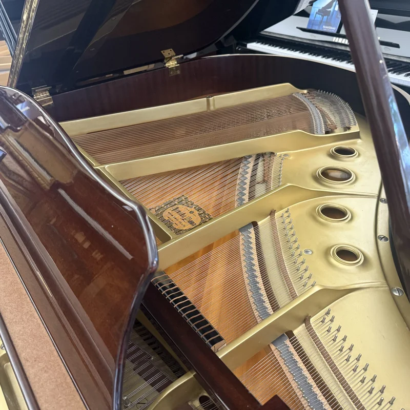 Review YAMAHA G1 WH – Hình ảnh thực tế tại showroom Elite Piano