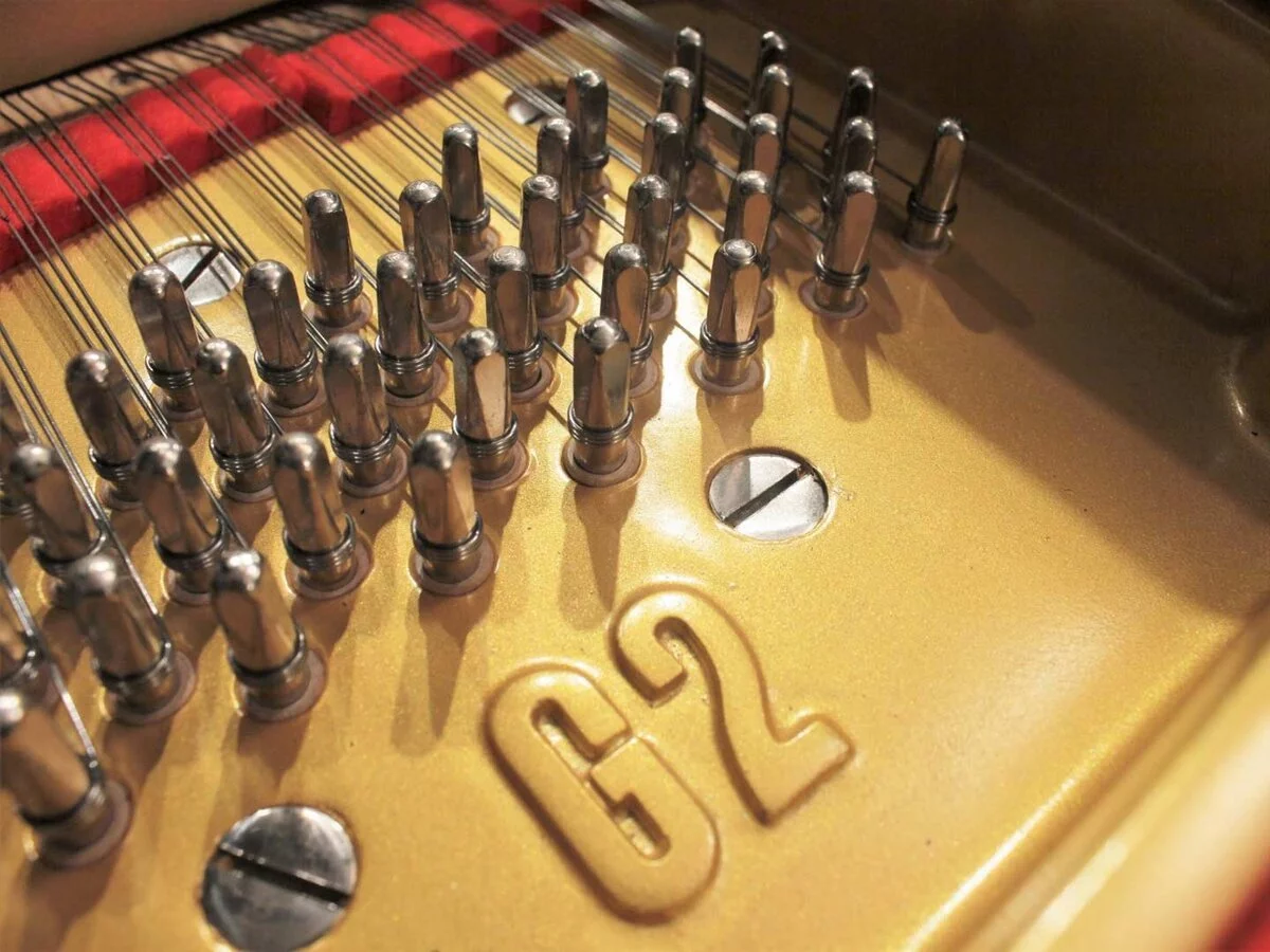 YAMAHA G2 WH tại Elite Piano TP.HCM – Không gian trưng bày
