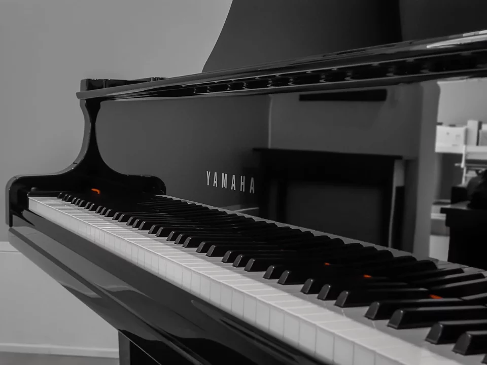 Yamaha GC2 PE Grand Piano
