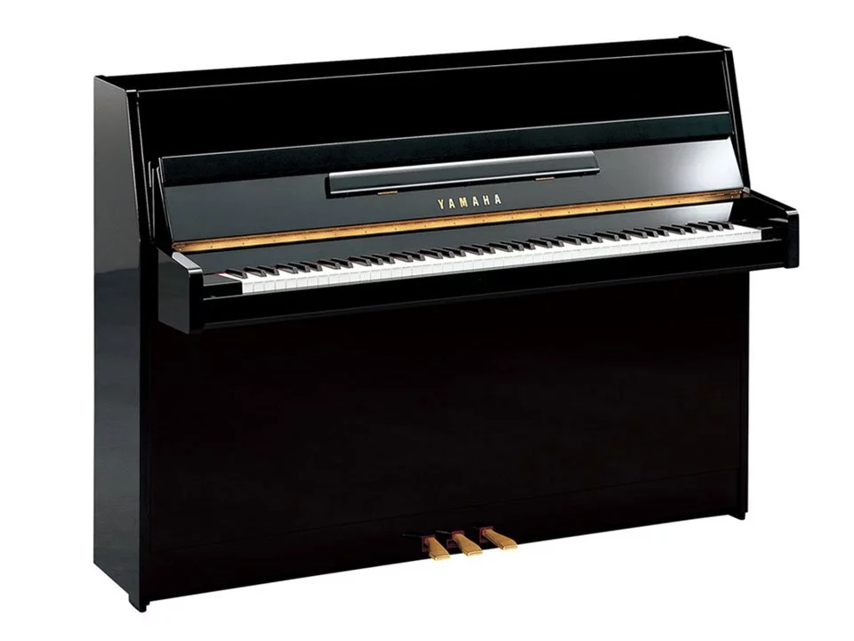 YAMAHA JU109 SC2 PE – Toàn cảnh thiết kế tại Elite Piano