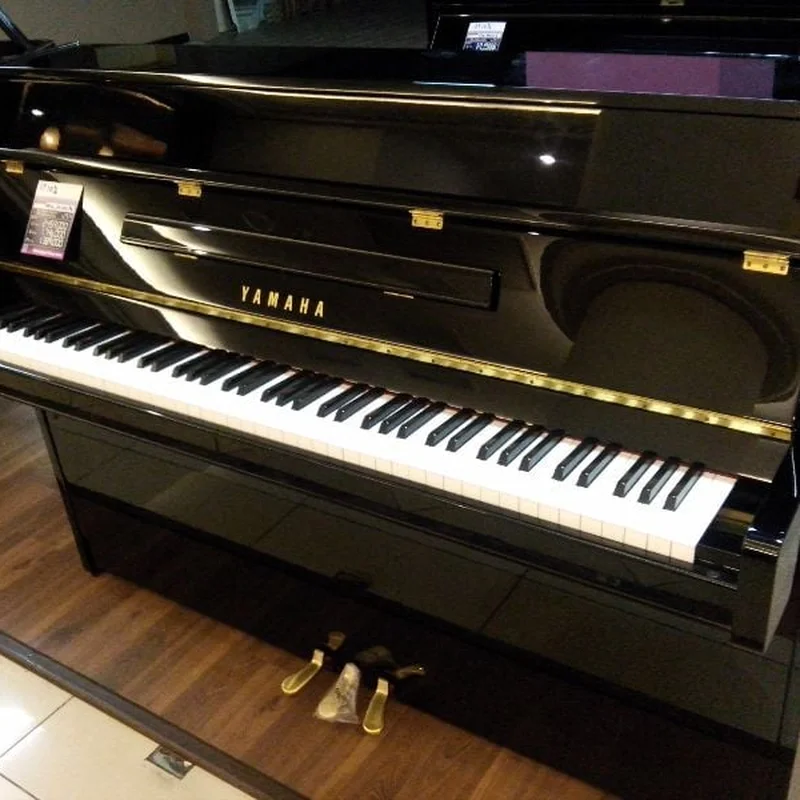 YAMAHA JU109 Polish Walnut