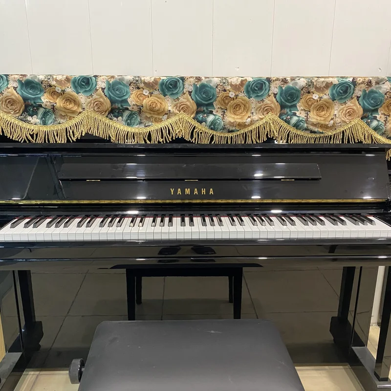 Đàn piano Yamaha YAMAHA MC301 PWH – Chi tiết bàn phím