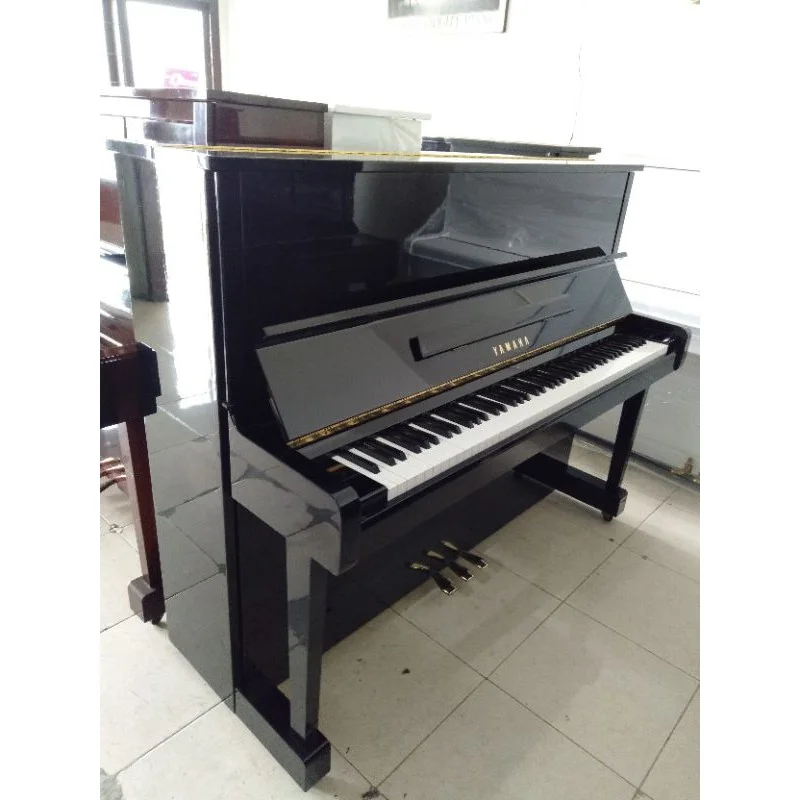 Review YAMAHA MC301 PWH – Hình ảnh thực tế tại showroom Elite Piano