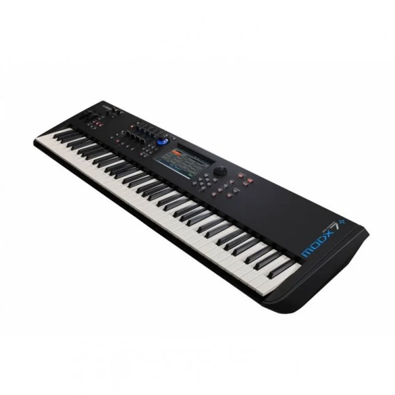 Khách hàng trải nghiệm Yamaha MODX7 tại Elite Piano
