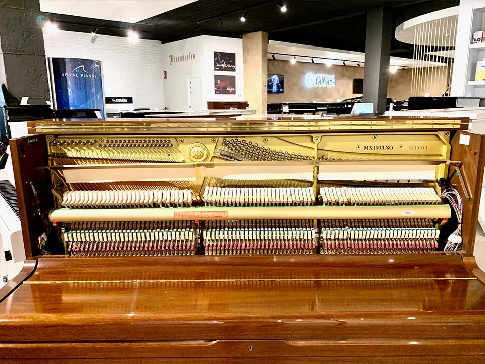 Đàn piano Yamaha YAMAHA MX101 II Disklavier – Chi tiết bàn phím
