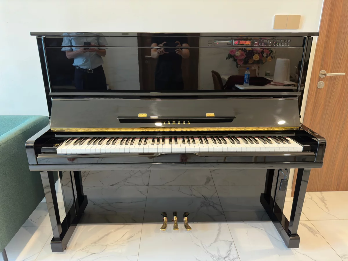 YAMAHA MX101R - Đàn Piano Yamaha tại Elite Piano