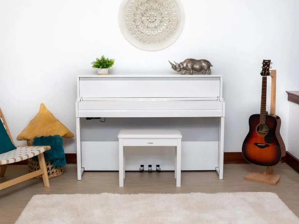 YAMAHA NU1X PBW
