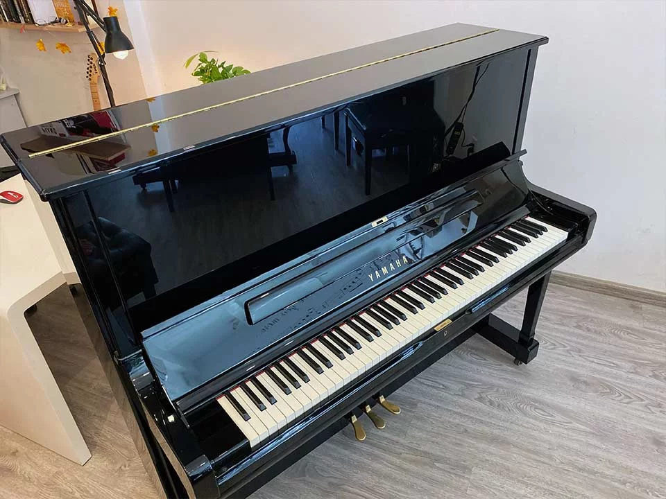 Review YAMAHA SU7 SH3 PE – Hình ảnh thực tế tại showroom Elite Piano