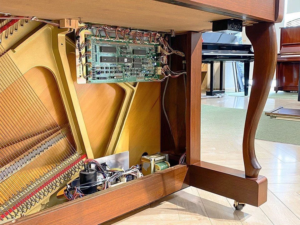 Đàn piano Yamaha YAMAHA SX101RWNC – Chi tiết bàn phím