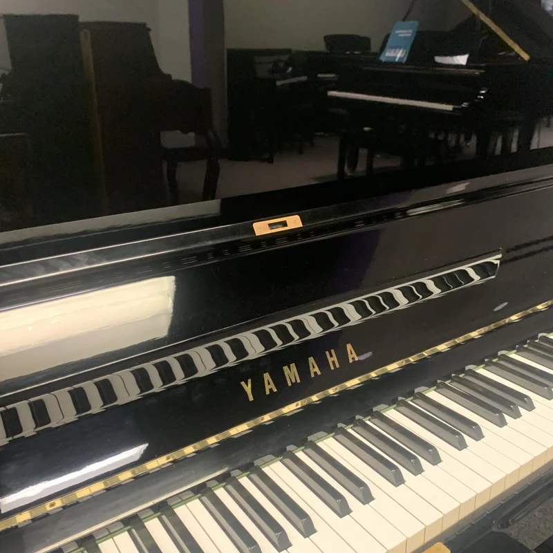 YAMAHA U1 PE (Used)