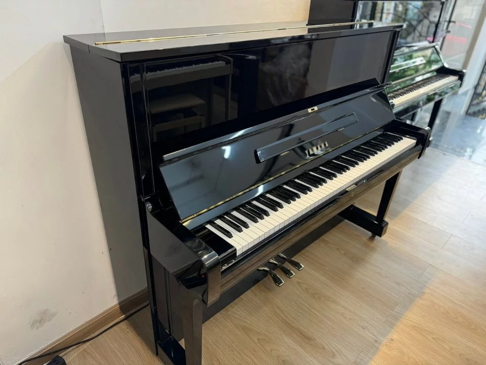 Review YAMAHA U1A – Hình ảnh thực tế tại showroom Elite Piano