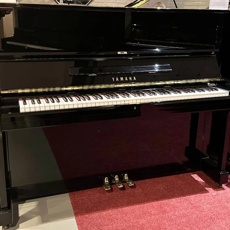 Đàn piano Yamaha YAMAHA U1H – Chi tiết bàn phím