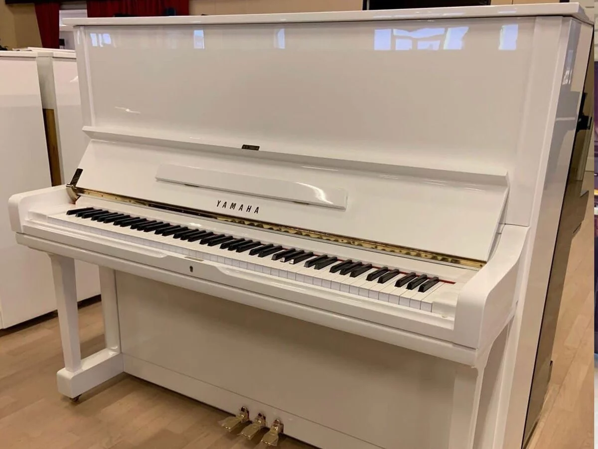 YAMAHA U2H WH – Toàn cảnh thiết kế tại Elite Piano