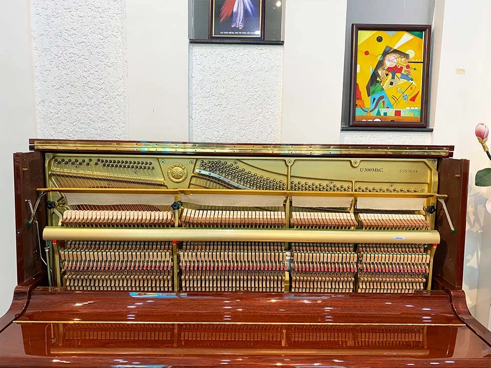 Đàn piano Yamaha YAMAHA U300MhC – Chi tiết bàn phím