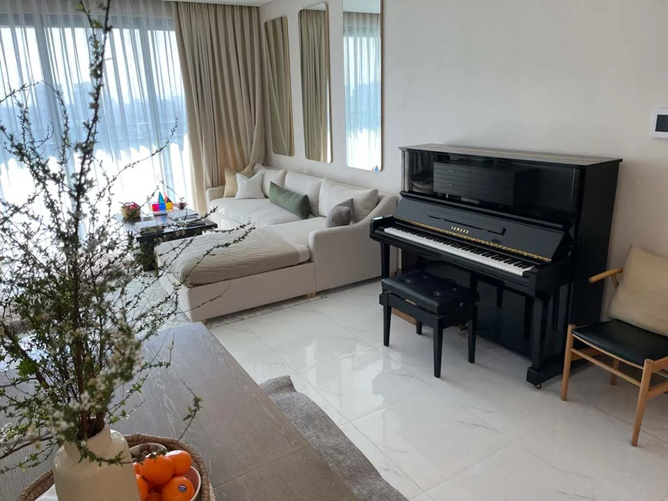 YAMAHA U30BL