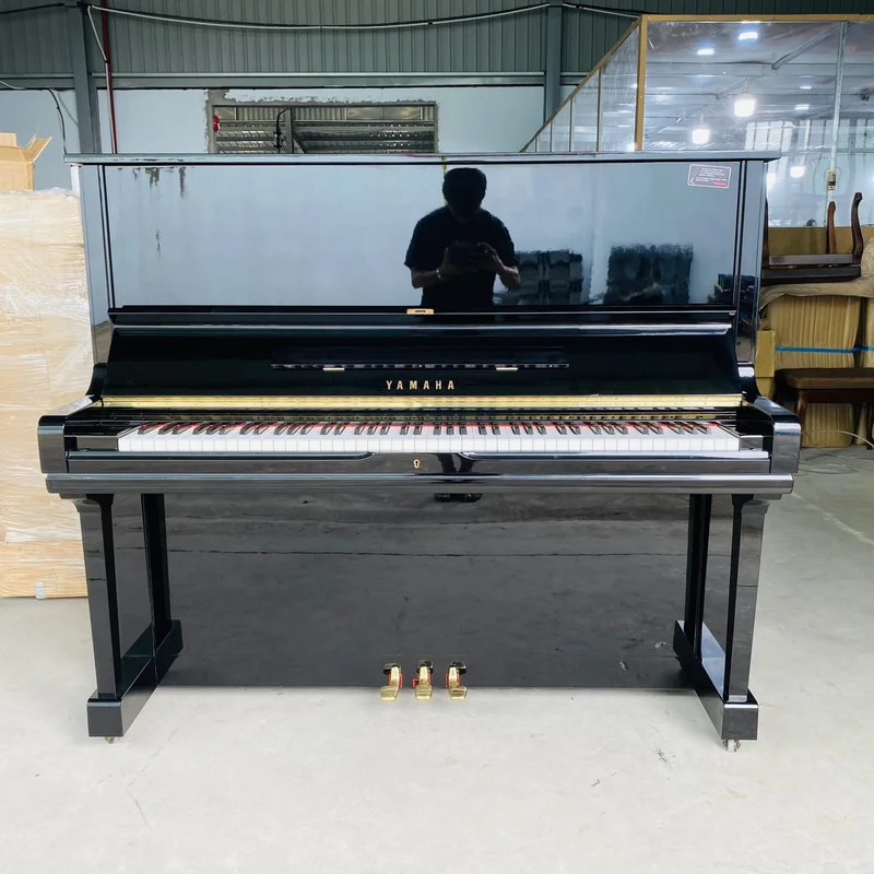 YAMAHA U3H Pink Pastel