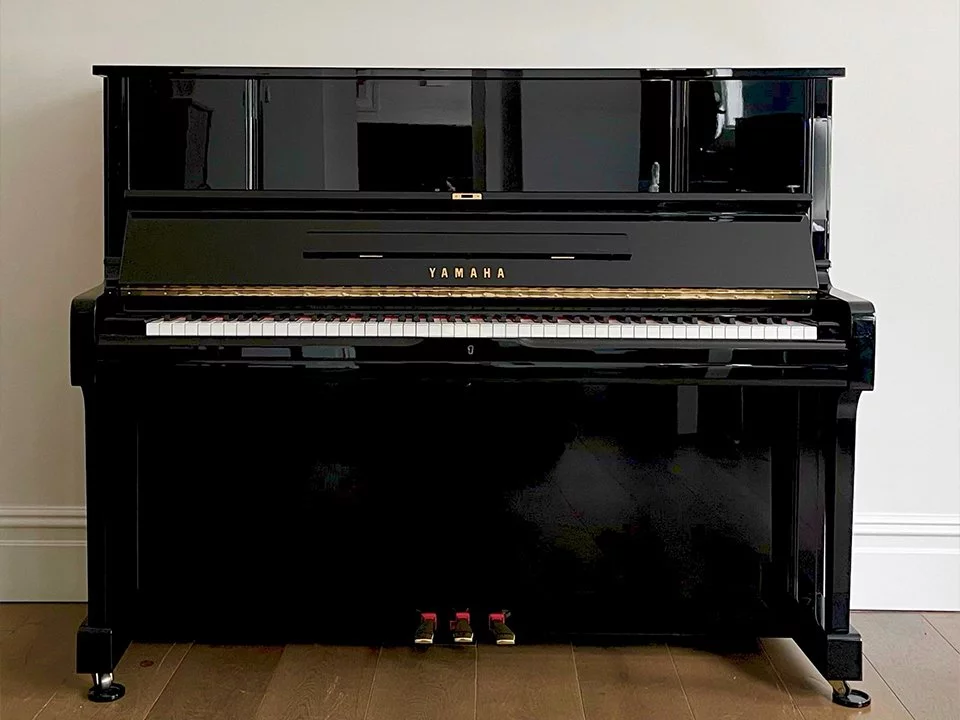 YAMAHA UX1 – Toàn cảnh thiết kế tại Elite Piano