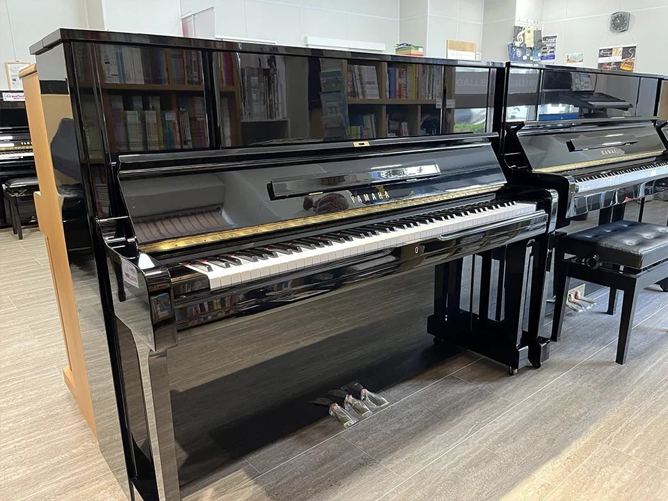 YAMAHA UX1 - Đàn Piano Yamaha tại Elite Piano