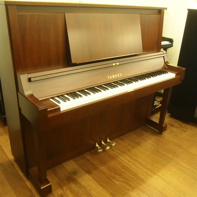 YAMAHA UX50 Rw – Toàn cảnh thiết kế tại Elite Piano