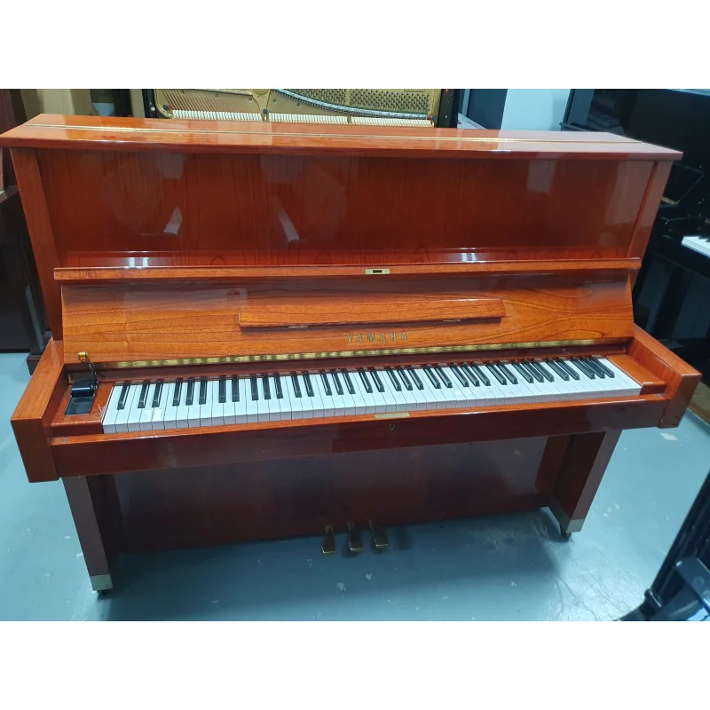 YAMAHA W104 – Toàn cảnh thiết kế tại Elite Piano