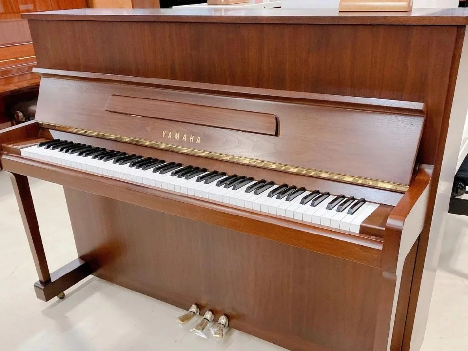YAMAHA W116WT - Đàn Piano Yamaha tại Elite Piano