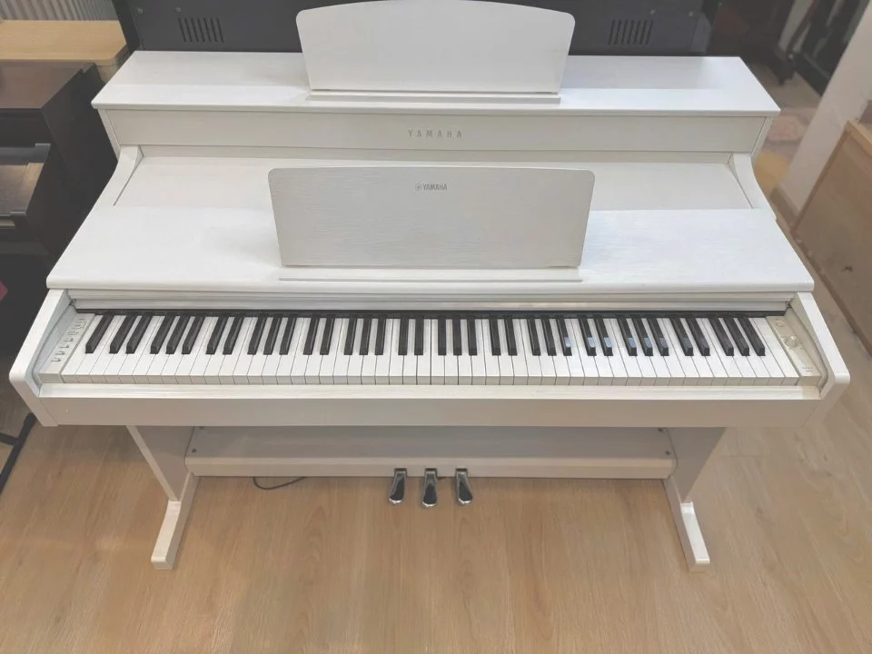 YAMAHA YDP-144 WH (USED) - Đàn Piano Yamaha tại Elite Piano