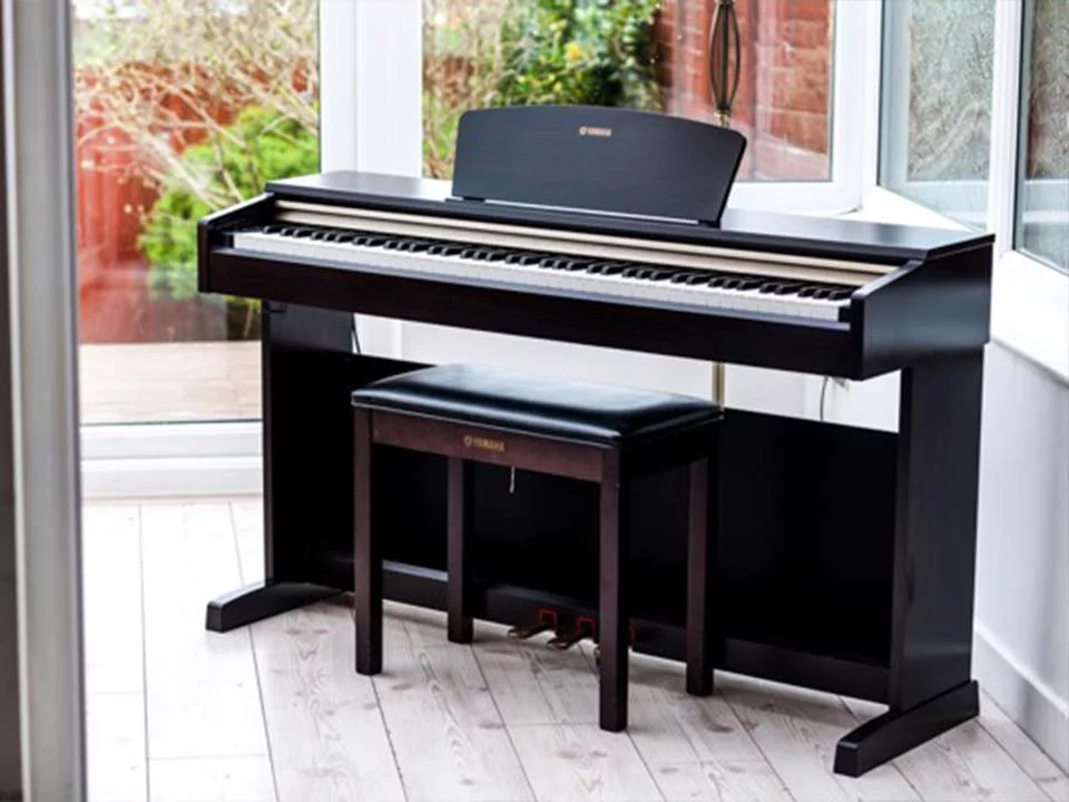 YAMAHA YDP-151 R - Đàn Piano Yamaha tại Elite Piano