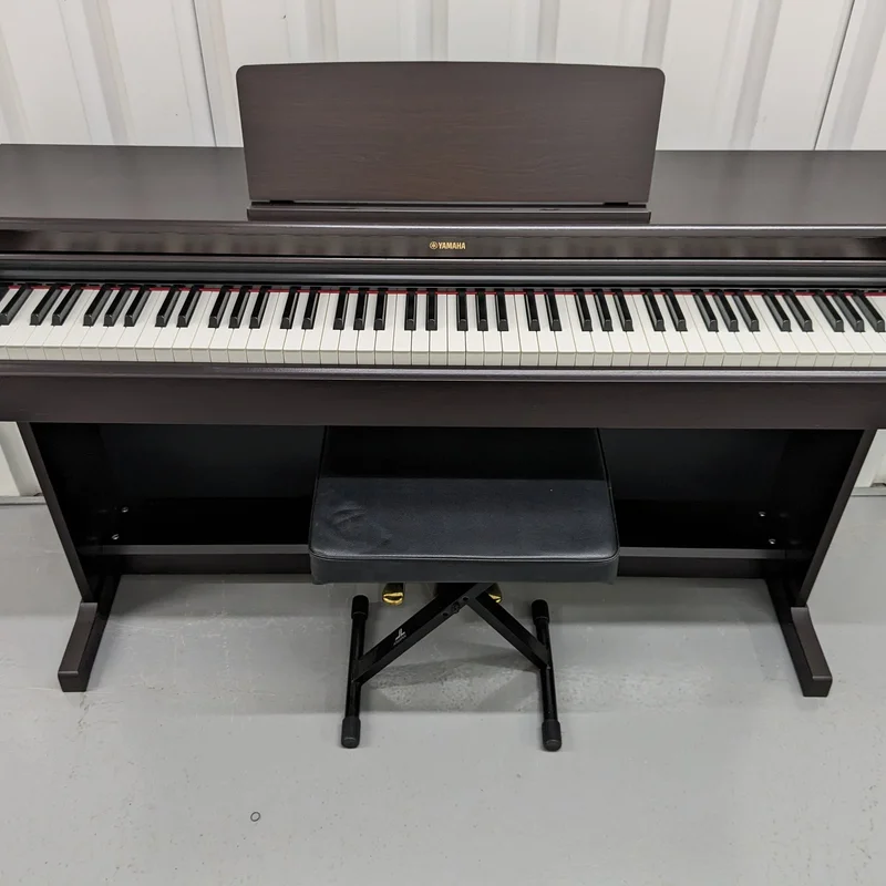Review YAMAHA YDP-164 WH (Used) – Hình ảnh thực tế tại showroom Elite Piano