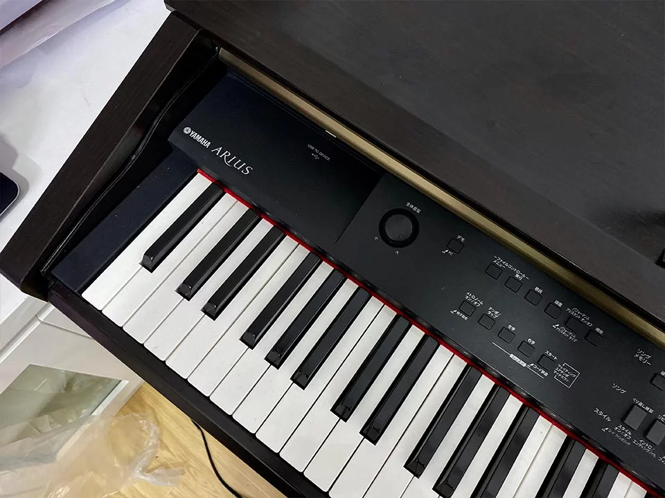 Đàn piano Yamaha YAMAHA YDP-V240 – Chi tiết bàn phím