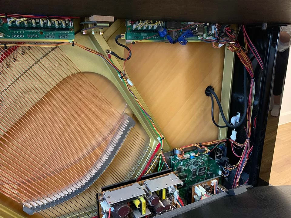 YAMAHA YU1SXG