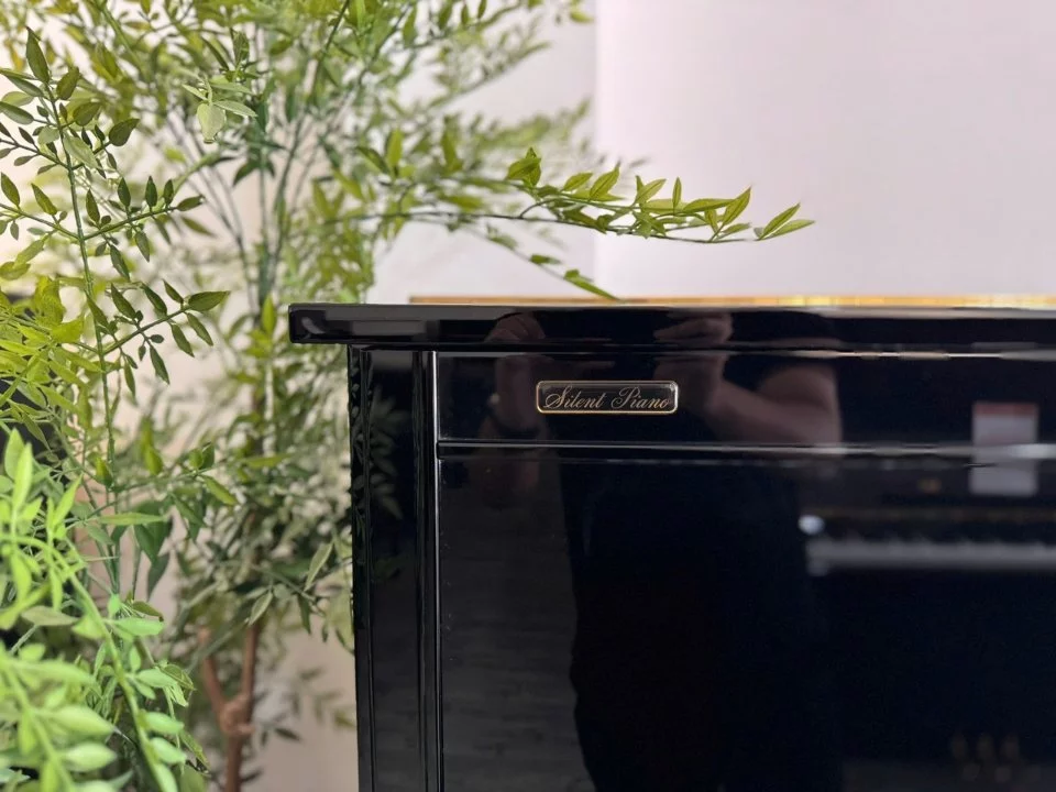 Review YAMAHA YU3 SXG – Hình ảnh thực tế tại showroom Elite Piano