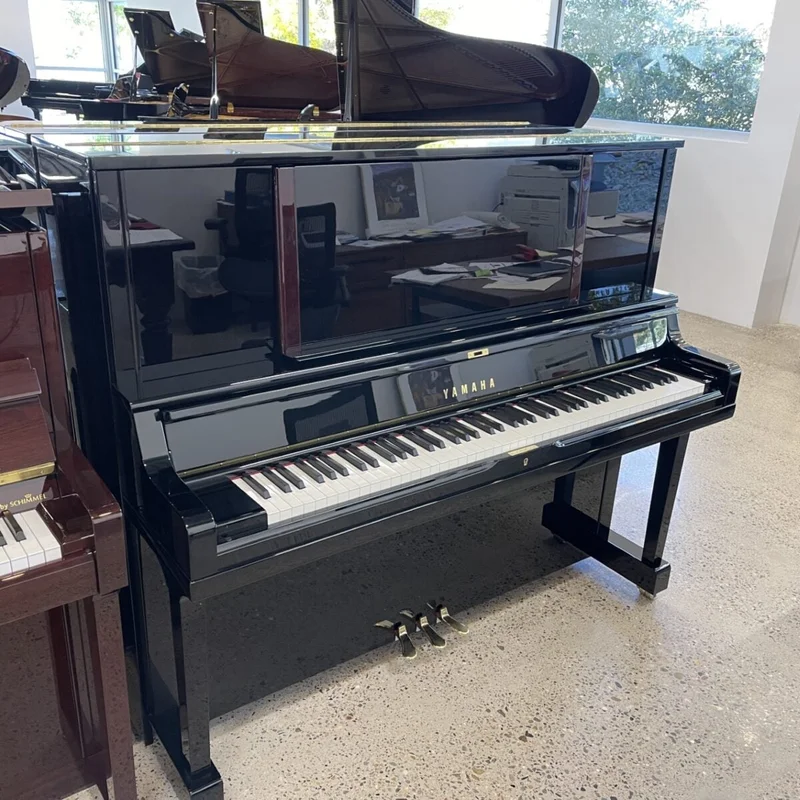 YAMAHA YU5 Wn - Đàn Piano Yamaha tại Elite Piano